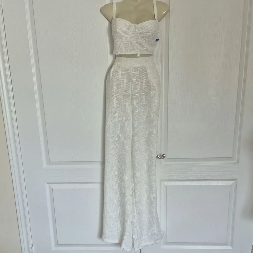 Showpo White Textured Two-Piece Set - Picture 3 of 16
